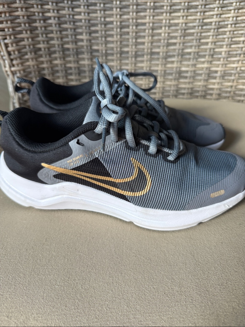 Nike Downshifter 12 Cool Grey metallic gold running shoes sneakers